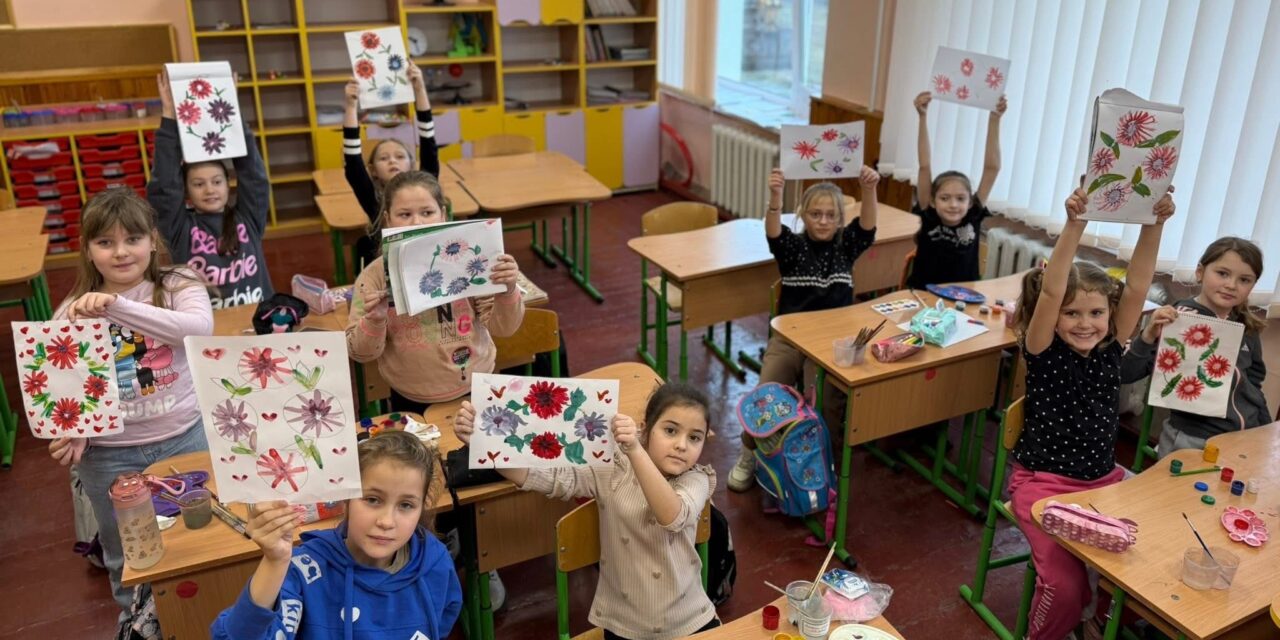 ТУТ НАРОДЖУЄТЬСЯ КРАСА!