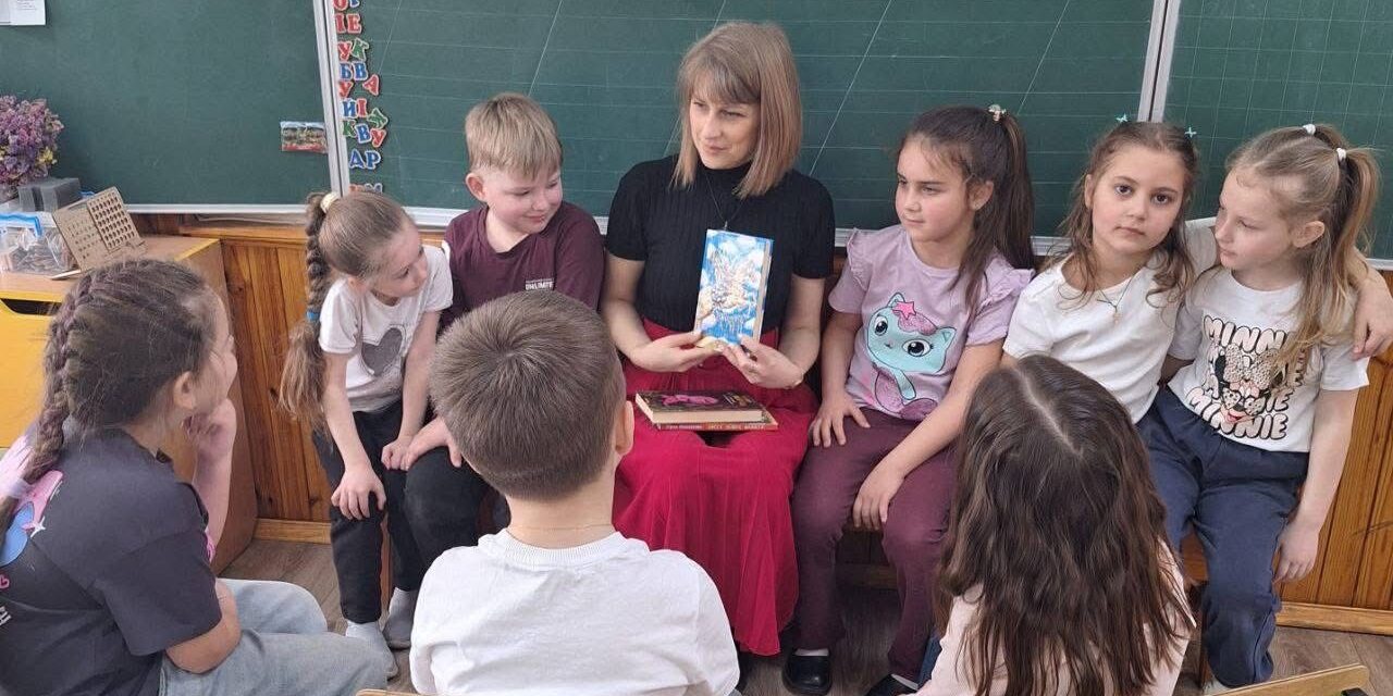 ВСЕСВІТНІЙ ДЕНЬ ПИСЬМЕННИКА