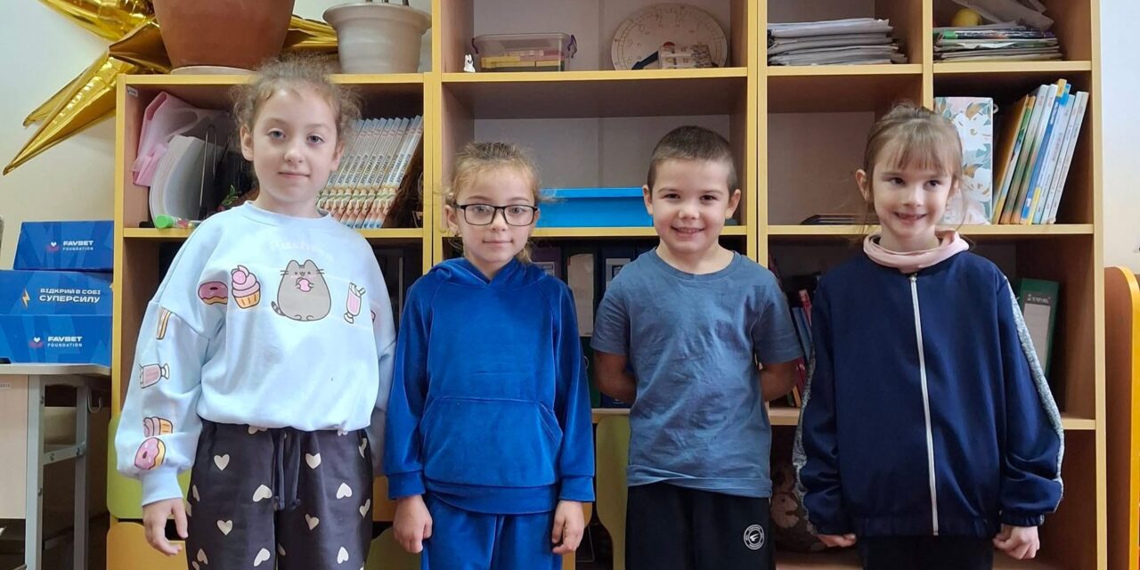 КОЛЬОРОВИЙ ТИЖДЕНЬ. ДЕНЬ 1 – СИНЬО-БЛАКИТНИЙ!